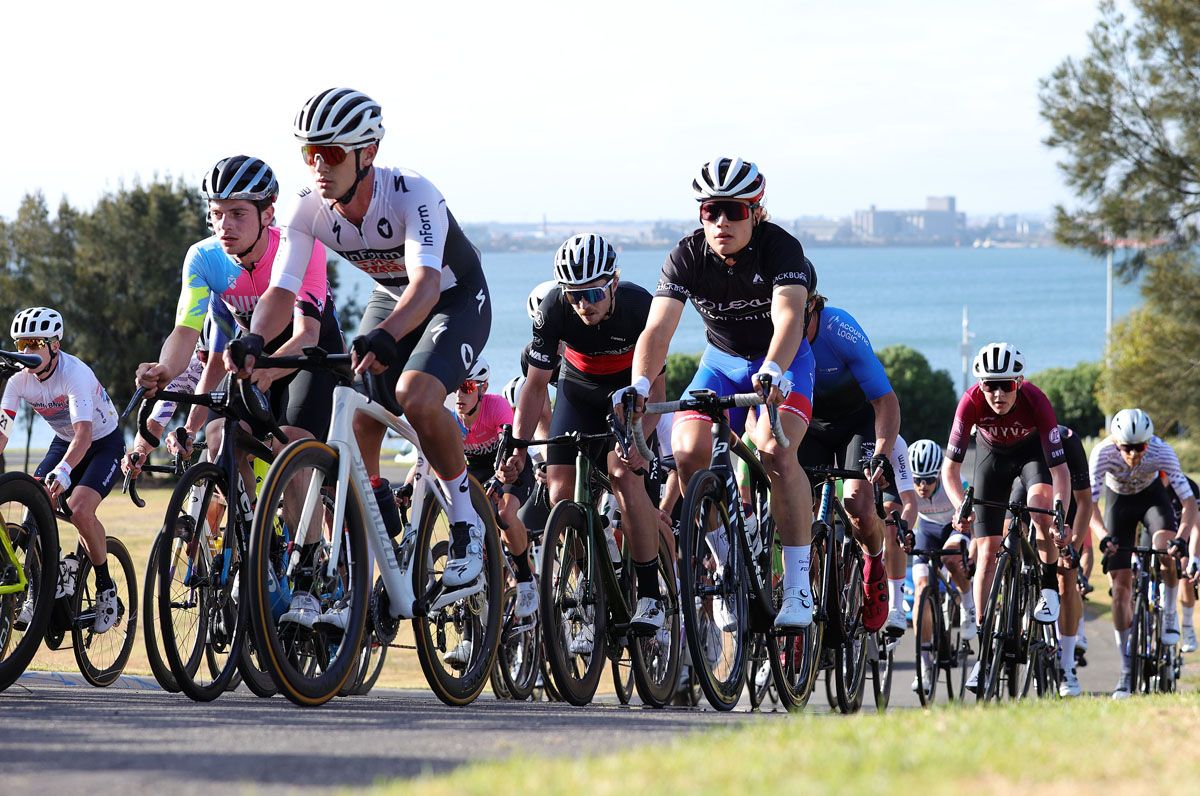 Cycle to the CITROËN Bay Crits... or use PTV